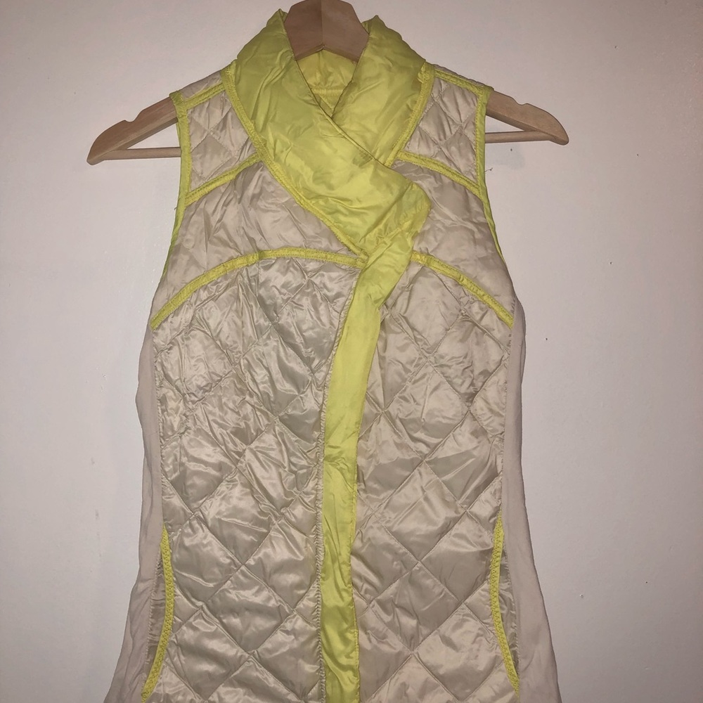 Lululemon reversible vest